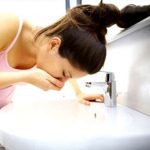 How to Deal With Vomiting During Pregnancy