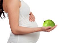 10 Benefits of Eating Guava During Pregnancy