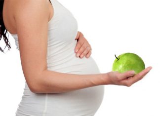 10 Benefits of Eating Guava During Pregnancy